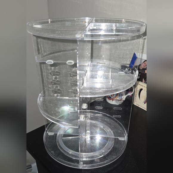 Clear Rotating Makeup Organizer - Picture 2 of 2